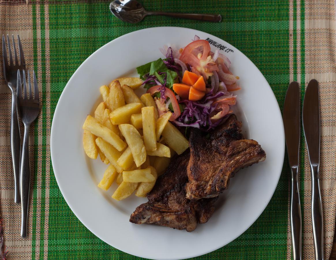 Buvi Lodge Limited Entebbe Dış mekan fotoğraf